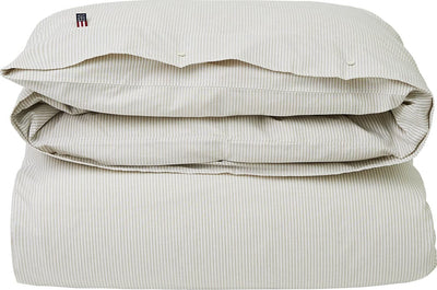 Se Lexington American Pin Point Oxford Stripe Duvet 140x200, Gray/white Str 140x200 - Sengetøj ❤ Stort online udvalg i Lexington ❤ Meget billig fragt og hurtig levering: 1 - 2 hverdage - Varenummer: MGS-S00211440 og barcode / Ean: 7321301219698 på lager - Udsalg på Bolig - Tekstiler & puder - Sengetøj & lagner - Sengetøj Spar op til 64% - Over 1354 kendte brands på udsalg