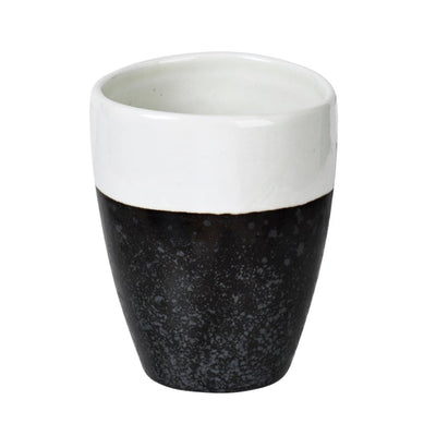 Se Broste Copenhagen Esrum krus 10 cm ❤ Stort online udvalg i Broste Copenhagen ❤ Meget billig fragt og hurtig levering: 1 - 2 hverdage - Varenummer: NDN-26745-01 og barcode / Ean: '5710688113910 på lager - Udsalg på Home & Garden - Kitchen & Dining - Tableware - Drinkware - Coffee & Tea Cups Spar op til 66% - Over 1334 design brands på udsalg