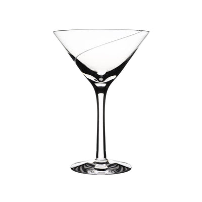 Se Kosta Boda Line martiniglas 23 cl Klar ✔ Kæmpe udvalg i Kosta Boda ✔ Hurtig levering: 1 - 2 Hverdage samt billig fragt - Varenummer: KTT-41016-01 og barcode / Ean: '7391533215331 på lager - Udsalg på Servering - Glas - Cocktailglas Spar op til 63% - Over 1150 kendte brands på udsalg