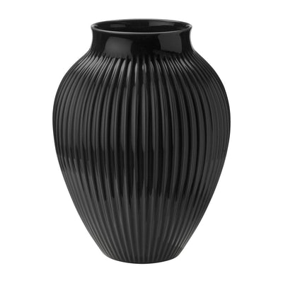 Se Knabstrup Keramik Knabstrup vase rillet 35 cm Sort ✔ Kæmpe udvalg i Knabstrup Keramik ✔ Hurtig levering: 1 - 2 Hverdage samt billig fragt - Varenummer: KTT-506892-01 og barcode / Ean: '5713959012080 på lager - Udsalg på Indretning - Dekoration - Vaser Spar op til 64% - Over 1300 kendte brands på udsalg