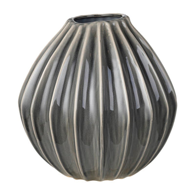 Se Broste Copenhagen Wide vase smoked pearl 30 cm ✔ Kæmpe udvalg i Broste Copenhagen ✔ Hurtig levering: 1 - 2 Hverdage samt billig fragt - Varenummer: KTT-512149-01 og barcode / Ean: '5710688089123 på lager - Udsalg på Indretning - Dekoration - Vaser Spar op til 58% - Over 1334 design mærker på udsalg