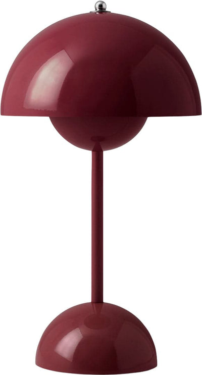 Se &Tradition Flowerpot Portable Lamp VP9, Dark Plum, Magnetic Charger Str Ø: 16cm, H: 29.5cm - Bordlamper ❤ Stort online udvalg i &Tradition ❤ Meget billig fragt og hurtig levering: 1 - 2 hverdage - Varenummer: MGS-S12002648 og barcode / Ean: 5705385036778 på lager - Udsalg på Bolig - Lamper - Bordlamper Spar op til 63% - Over 857 kendte brands på udsalg
