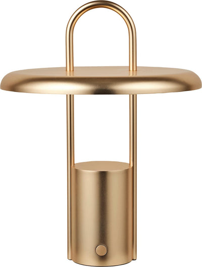 Se Stelton Pier Portable LED Lampe Brass - Bordlamper ❤ Stort online udvalg i Stelton ❤ Meget billig fragt og hurtig levering: 1 - 2 hverdage - Varenummer: MGS-S12450873 og barcode / Ean: 5709846032545 på lager - Udsalg på Bolig - Lamper - Bordlamper Spar op til 58% - Over 1334 design mærker på udsalg