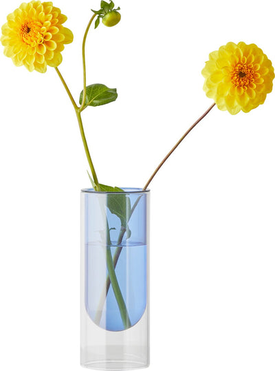 Se Studio About Flower Tube, LOW Tube, Blue, 65160b Str Opening 6,5cm, high 16cm - Vaser Glas ❤ Stort online udvalg i Studio About ❤ Meget billig fragt og hurtig levering: 1 - 2 hverdage - Varenummer: MGS-S10780560 og barcode / Ean: 5714356006009 på lager - Udsalg på Bolig - Interiør - Vaser & urtepotteskjulere - Vaser Spar op til 52% - Over 1334 design mærker på udsalg