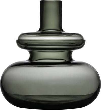 Se Zone Vase Inu 31,7 x 33 cm Smoked Grey Str L:33cm B:31.7cm H:33cm - Vaser ❤ Stort online udvalg i Zone ❤ Meget billig fragt og hurtig levering: 1 - 2 hverdage - Varenummer: MGS-S12554030 og barcode / Ean: 5722000259404 på lager - Udsalg på Bolig - Interiør - Vaser & urtepotteskjulere - Vaser Spar op til 67% - Over 1112 kendte brands på udsalg