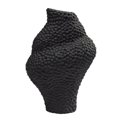 Se Cooee Design Isla vase 32 cm Black ✔ Kæmpe udvalg i Cooee Design ✔ Hurtig levering: 1 - 2 Hverdage samt billig fragt - Varenummer: KTT-572798-01 og barcode / Ean: '7350057809501 på lager - Udsalg på Indretning - Dekoration - Vaser Spar op til 62% - Over 1354 kendte mærker på udsalg