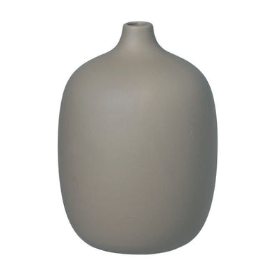 Se blomus Ceola vase 18,5 cm Satellite ✔ Kæmpe udvalg i blomus ✔ Hurtig levering: 1 - 2 Hverdage samt billig fragt - Varenummer: KTT-574118-01 og barcode / Ean: '4008832787553 på lager - Udsalg på Indretning - Dekoration - Vaser Spar op til 58% - Over 1354 kendte brands på udsalg
