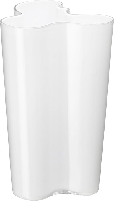 Se Iittala Aalto Finlandia Vase Str H: 25 cm. - Vaser ❤ Stort online udvalg i Iittala ❤ Meget billig fragt og hurtig levering: 1 - 2 hverdage - Varenummer: MGS-S00503462 og barcode / Ean: 6411920041990 på lager - Udsalg på Bolig - Interiør - Vaser & urtepotteskjulere - Vaser Spar op til 61% - Over 1112 kendte brands på udsalg