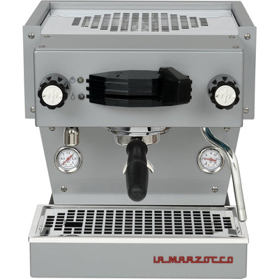 Se La Marzocco Linea Mini Grey/silver ✔ Kæmpe udvalg i La Marzocco ✔ Meget billig fragt og hurtig levering: 1 - 2 hverdage - Varenummer: KTO-12.122.112.1J/12 og barcode / Ean: '8050030330174 på lager - Udsalg på Espressomaskine Spar op til 51% - Over 785 kendte brands på udsalg