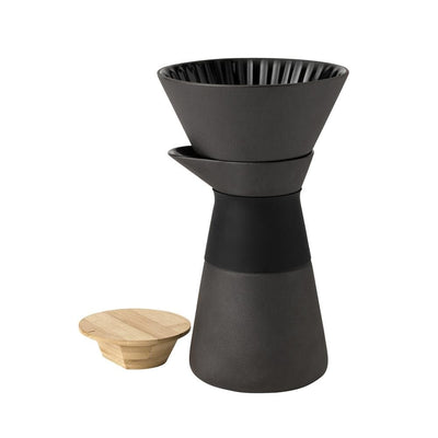 Se Stelton Theo kaffebrygger sort ❤ Stort online udvalg i Stelton ❤ Meget billig fragt og hurtig levering: 1 - 2 hverdage - Varenummer: NDN-25376-01 og barcode / Ean: '5709846018471 på lager - Udsalg på Home & Garden - Kitchen & Dining - Tableware - Coffee Servers & Tea Pots Spar op til 62% - Over 1334 design mærker på udsalg