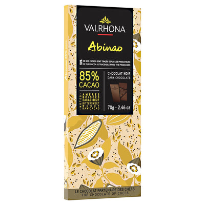 Se Valrhona Albinao 85% chokoladebar, 70 g ✔ Kæmpe udvalg i Valrhona ✔ Meget billig fragt og hurtig levering: 1 - 2 hverdage - Varenummer: KTO-53473 og barcode / Ean: '3395328349526 på lager - Udsalg på Chokoladebar Spar op til 66% - Over 1112 kendte brands på udsalg
