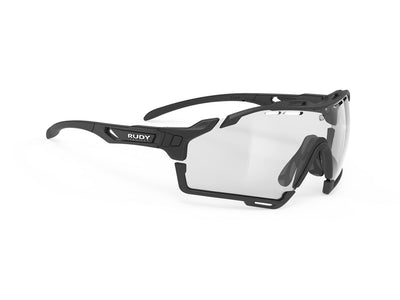 Se Rudy Project Cutline - Løbe- og cykelbrille - Fotokromisk 2 black linser - Mat sort ❤ Kæmpe udvalg i Rudy Project ❤ Hurtig levering: 1 - 2 Hverdage samt billig fragt - Varenummer: CKP-655586376270 og barcode / Ean: '655586376270 på lager - Udsalg på Cykelbriller Spar op til 58% - Over 785 kendte brands på udsalg