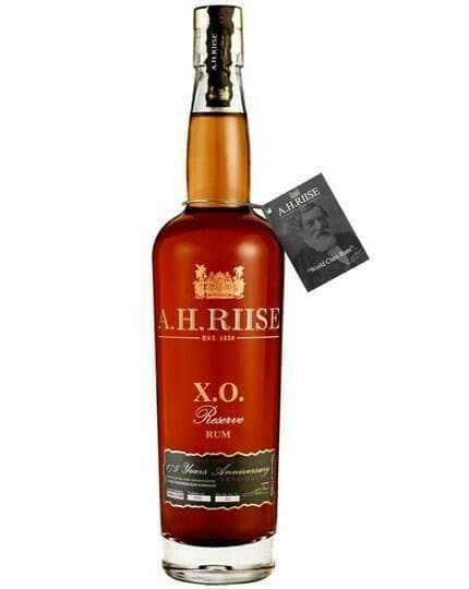 Se A.H. Riise 175th Anniversary Rum Fl 70 ❤ Kæmpe udvalg i AHRIISE ❤ Hurtig levering: 1 - 2 Hverdage samt billig fragt - Varenummer: BAR-10791 og barcode / Ean: &