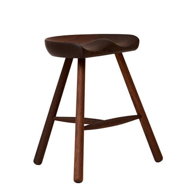 Se Shoemaker Chair&trade; no. 49 (Røget eg) - Form & Refine ❤ Kæmpe udvalg i Form og Refine ❤ Hurtig levering: 1 - 2 Hverdage samt billig fragt - Varenummer: TEN-8205_ og barcode / Ean: på lager - Udsalg på Møbler > Stole > Taburetter Spar op til 67% - Over 785 kendte brands på udsalg