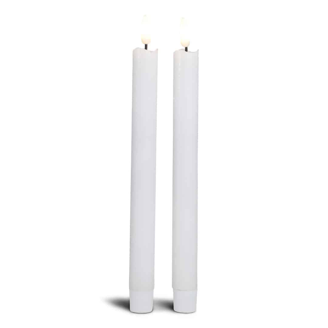 Se LED kronelys stearin - 2 stk. - 222 cm - m/3D flamme - (flere farver) - Hvid ✔ Kæmpe udvalg i Satana - Køb online på udsalg og tilbud lige nu ✔ Billig fragt og hurtig levering - Varenummer: Satana-391441 på lager - Udsalg på Sundhed > Håndsæbe > Spar helt op til 57% - Over 739 kendte brands på udsalg