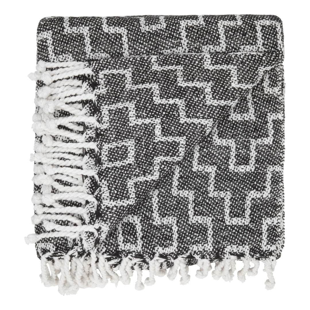 Se Plaid med frynser i 100% bomuld - 135 x 200 cm. fra RugsâNâMore - Sort-hvid-trap ✔ Kæmpe udvalg i Satana - Køb online på udsalg og tilbud lige nu ✔ Billig fragt • Hurtig levering - Varenummer: Satana-216012 på lager - Udsalg på Sundhed > Spar stort – op til 59% - Eksklusivt udsalg på over 2.739 brands