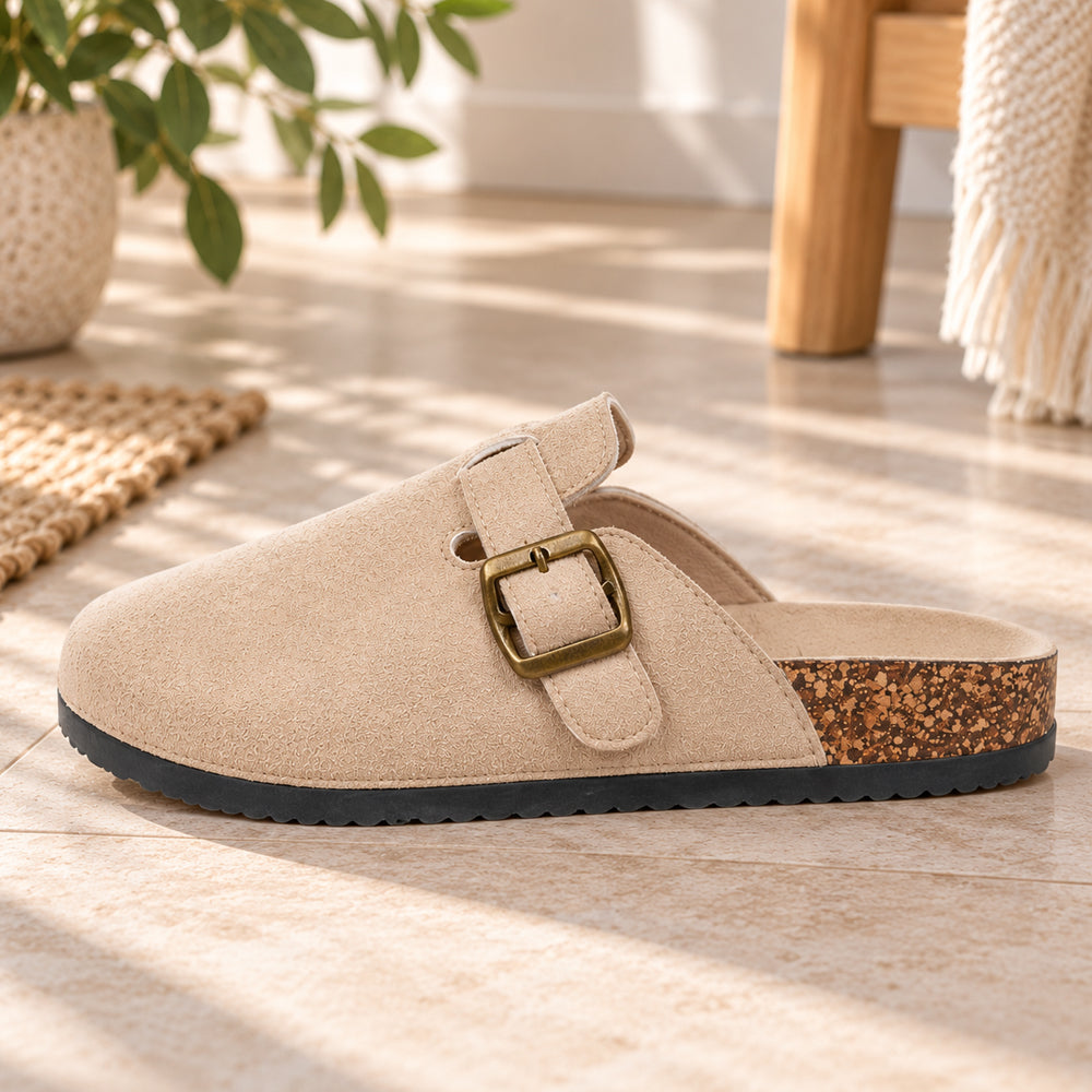 Lys beige clogs med lukket front og åben hæl, EU 40/41
