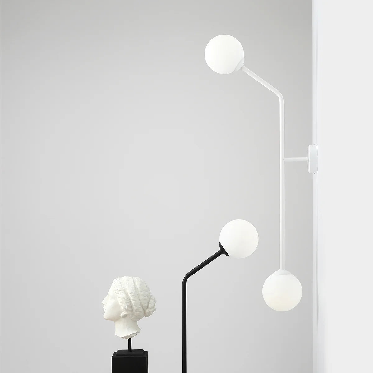 Se Limelight - Væglampe i hvidt metal og hvidt glas, højde 99 cm ❤ Kæmpe udvalg i 3-nordic - Køb online på udsalg og tilbud lige nu ❤ Lav fragtpris og hurtig levering - Varenummer: 3-nordic-3349 og barcode / Ean: på lager - Udsalg på Lamper - Væglamper Store besparelser – op til 71% - 2.739+ brands til skarpe priser