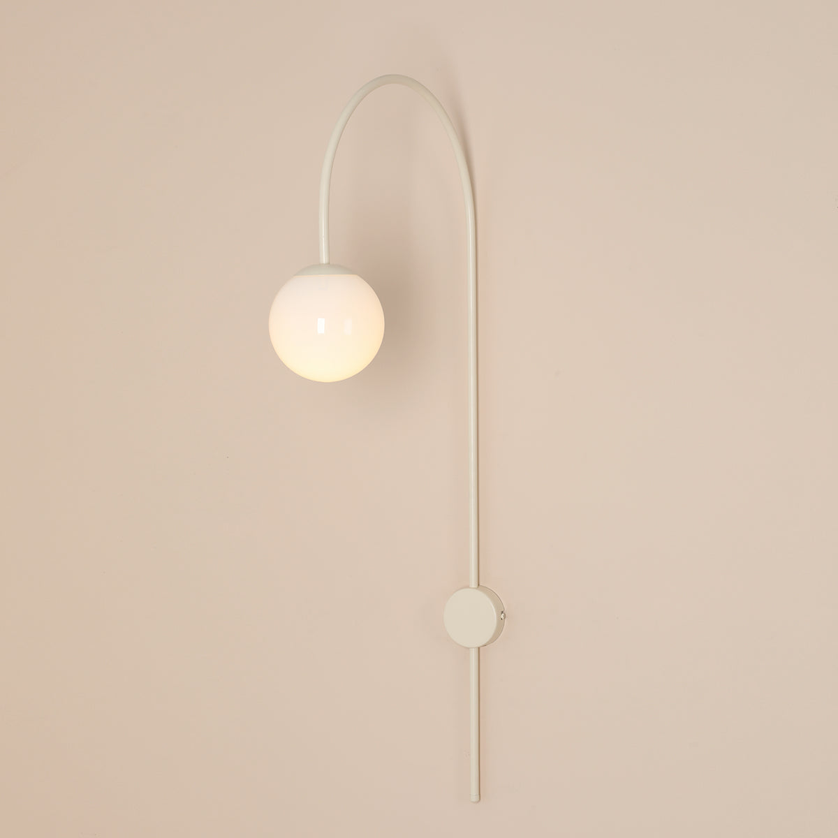 Se Twiggy - Væglampe i cremefarvet metal og hvidt glas ❤ Kæmpe udvalg i 3-nordic - Køb online på udsalg og tilbud lige nu ❤ Lav fragtpris og hurtig levering - Varenummer: 3-nordic-8791 og barcode / Ean: på lager - Udsalg på Lamper - Væglamper Op til 57% rabat - Kendte mærker på udsalg – over 1.329 brands