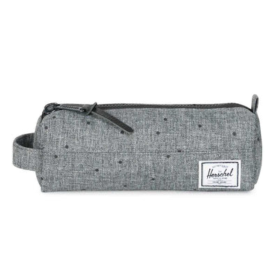 Se Herschel Penalhus Scattered Raven Crosshatch One size ✔ Kæmpe udvalg i  Herschel ✔ Hurtig levering: 1 - 2 Hverdage samt billig fragt - Varenummer: JUCO-10071-01160 og barcode / Ean: '828432105687 på lager - Udsalg på Penalhus Spar op til 55% - Over 1160 kendte mærker på udsalg