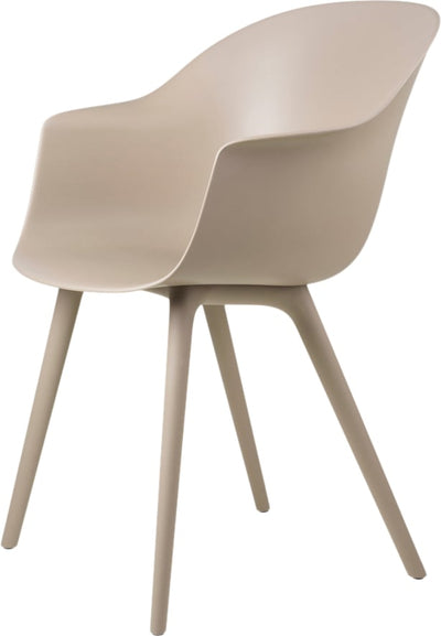 Se Gubi Bat Dining Chair Un-upholstered, Plastic Base, Monochrome, Str 2018 - Spisebordsstole ❤ Stort online udvalg i Gubi ❤ Meget billig fragt og hurtig levering: 1 - 2 hverdage - Varenummer: MGS-S00612307 og barcode / Ean: 5715015344234 på lager - Udsalg på Bolig - Møbler - Stole - Spisebordsstole Spar op til 54% - Over 1334 design mærker på udsalg