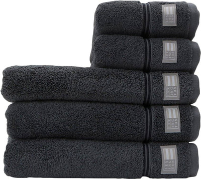 Se Lexington Lexington Hotel Towel Gray/dk Gray Str 50x70 cm - Håndklæder ❤ Stort online udvalg i Lexington ❤ Meget billig fragt og hurtig levering: 1 - 2 hverdage - Varenummer: MGS-S00413981 og barcode / Ean: 7321301434275 på lager - Udsalg på Bolig - Tekstiler & puder - Håndklæder Spar op til 66% - Over 1354 kendte brands på udsalg