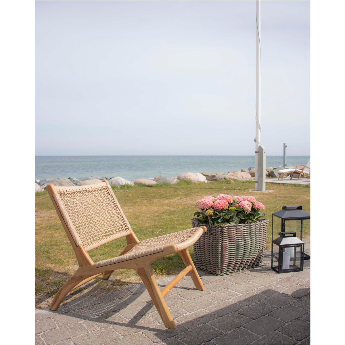 Se Derby Stol - Teaktræ og polyrattan ❤ Kæmpe udvalg i House Nordic - Køb online på udsalg og tilbud lige nu ❤ Super billig fragt og lynhurtig levering - Varenummer: Bolig&Haven-42408744222972 og barcode / Ean: 5713917004638 på lager - Udsalg på Spar helt op til 57% - Find dine favoritter blandt 2.739 brands
