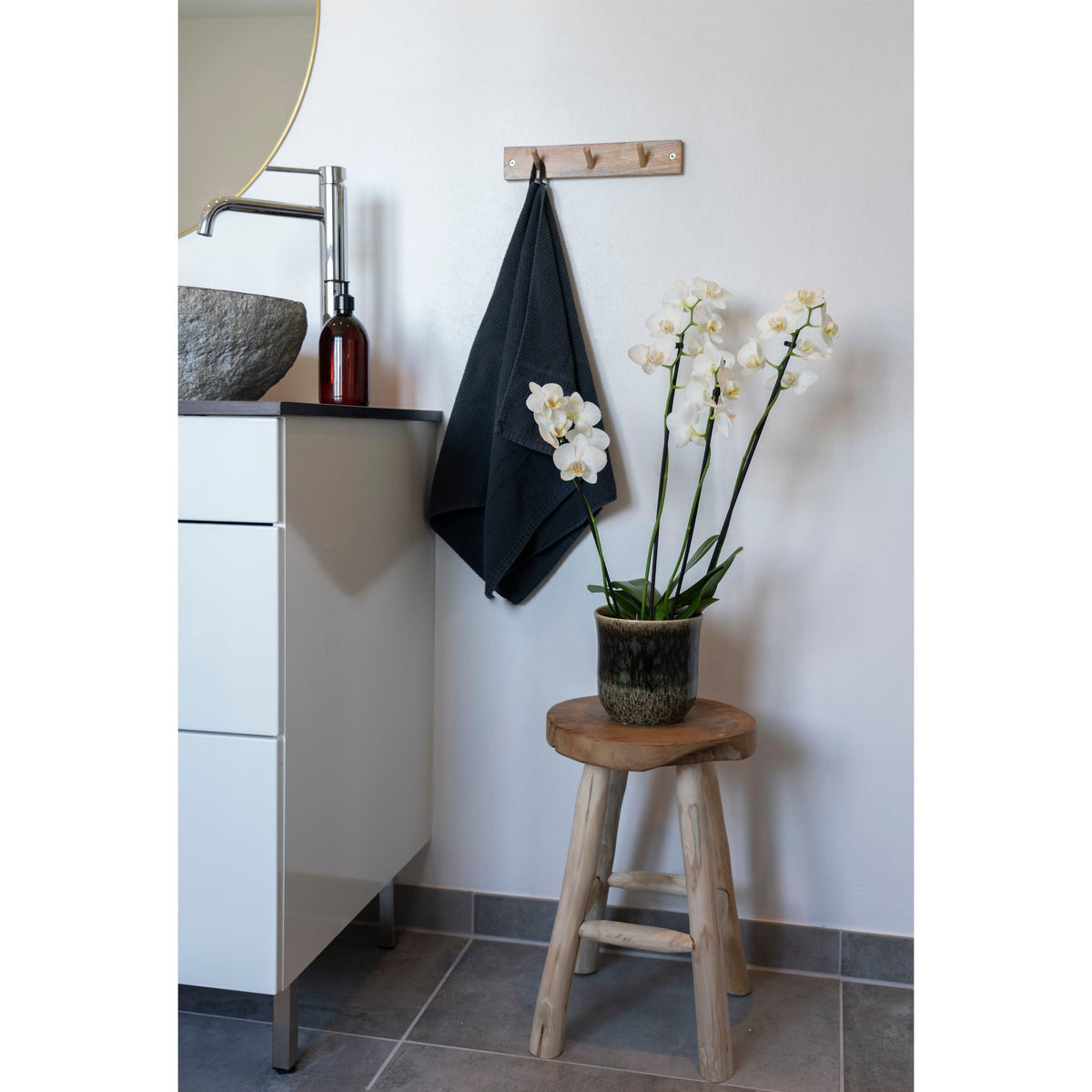 Se House Nordic - Badia Taburet - teaktræ med 4 ben ❤ Kæmpe udvalg i House Nordic - Køb online på udsalg og tilbud lige nu ❤ Super billig fragt og lynhurtig levering - Varenummer: Bolig&Haven-42449260511484 og barcode / Ean: 5713917006113 på lager - Udsalg på Store besparelser – op til 77% - Shop over 2.281 kendte brands på udsalg