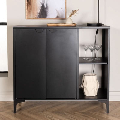 Se billigt tilbud på sort metal skab 100x110 cm. Udsalg på reoler og skabe. Spar op til 51%. Hurtig levering, billig fragt.