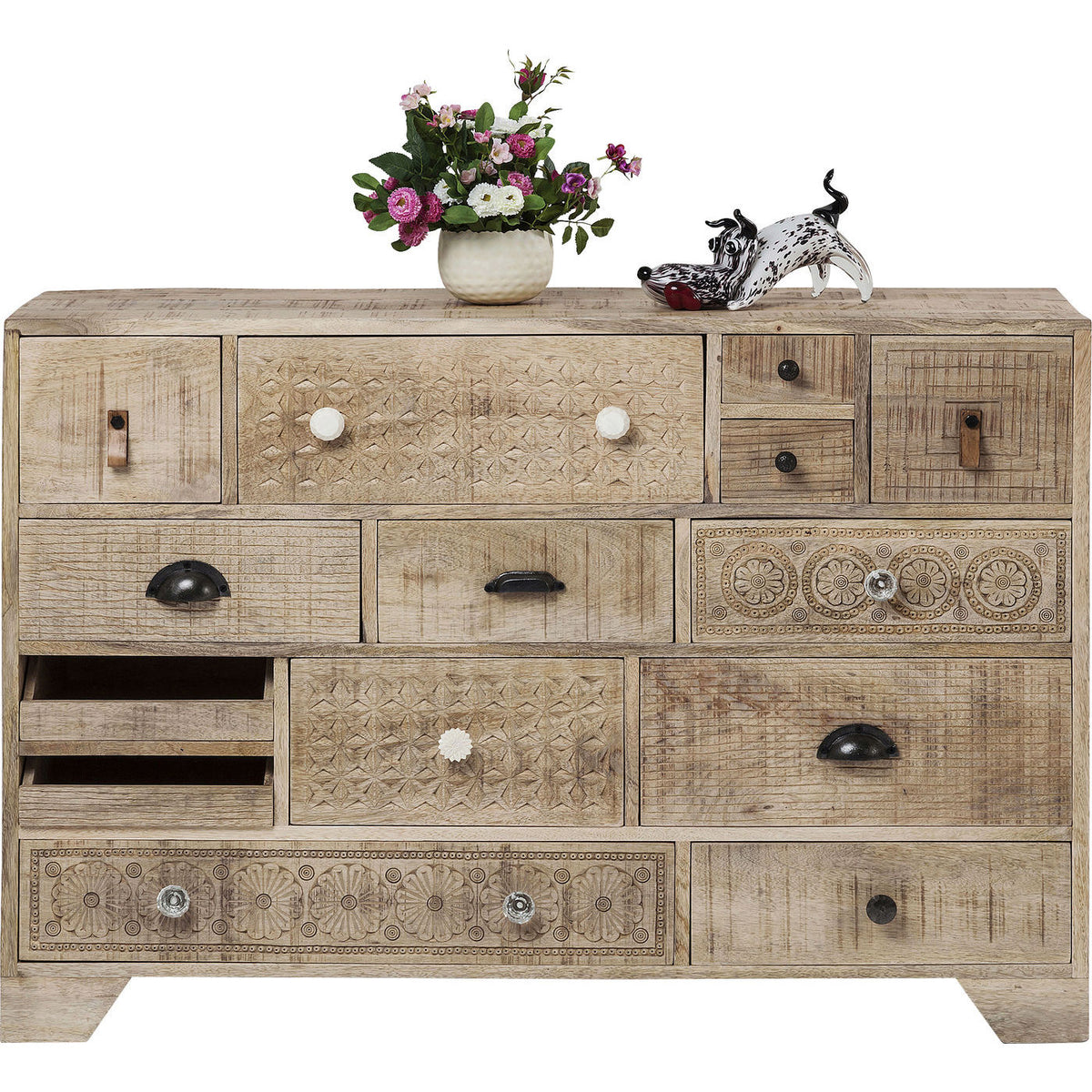Se KARE DESIGN Puro kommode - mangotræ, m. 14 skuffer ❤ Kæmpe udvalg i Kare Design - Køb online på udsalg og tilbud lige nu ❤ Meget billig fragt og hurtig levering: 1 - 2 hverdage - Varenummer: Boboonline-16030 og barcode / Ean: 4025621813354 på lager - Udsalg på Møbler,Reoler og kommoder mm.,Kommoder,
KARE Design kommoder,
Små kommoder,
Store kommoder,
Kommoder i træ, Spar op til 51% - Over 785 kendte brands på udsalg