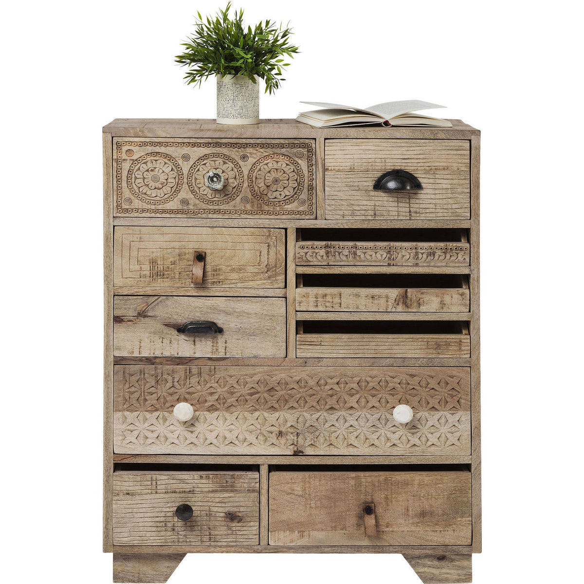 Se KARE DESIGN Puro kommode - mangotræ og MDF, m. 10 skuffer ❤ Kæmpe udvalg i Kare Design - Køb online på udsalg og tilbud lige nu ❤ Meget billig fragt og hurtig levering: 1 - 2 hverdage - Varenummer: Boboonline-16032 og barcode / Ean: 4025621813422 på lager - Udsalg på Møbler,Reoler og kommoder mm.,Kommoder,
KARE Design kommoder,
Små kommoder,
Kommoder i træ,
Soveværelse, Spar op til 51% - Over 785 kendte brands på udsalg