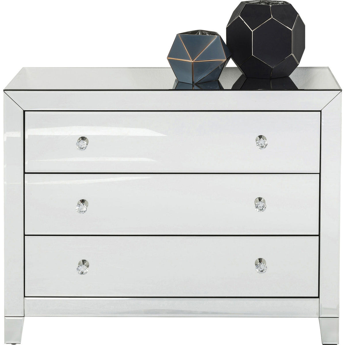 Se KARE DESIGN Luxury kommode - spejlglas, m. 3 skuffer ❤ Kæmpe udvalg i Kare Design - Køb online på udsalg og tilbud lige nu ❤ Meget billig fragt og hurtig levering: 1 - 2 hverdage - Varenummer: Boboonline-16068 og barcode / Ean: 4025621822318 på lager - Udsalg på Møbler,Reoler og kommoder mm.,Kommoder,
KARE Design,
KARE Design kommoder,
Små kommoder,
Kommoder i træ, Spar op til 51% - Over 785 kendte brands på udsalg
