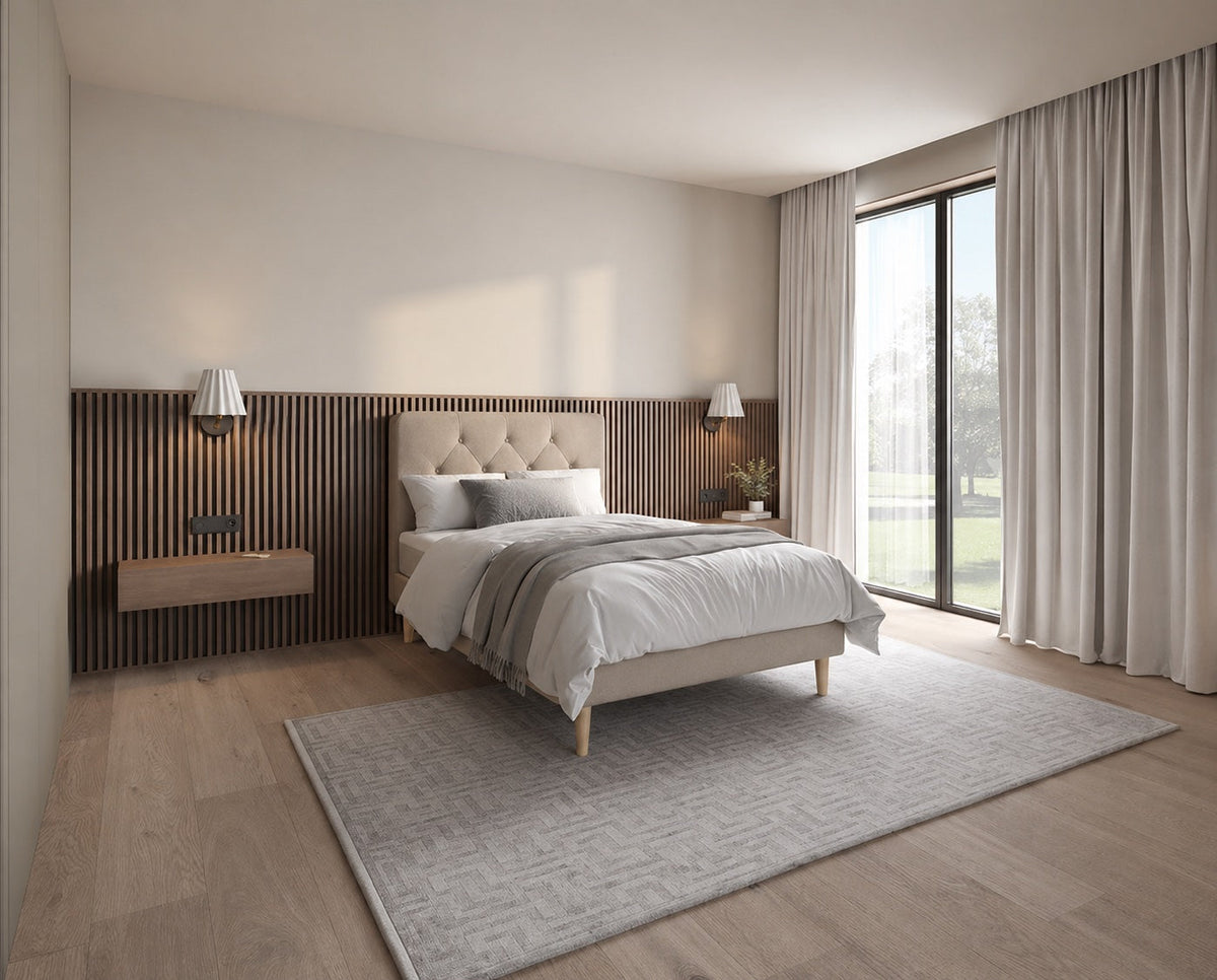 Thy elevationsseng 140x200 cm i farven sand fra Sengesnedkeren