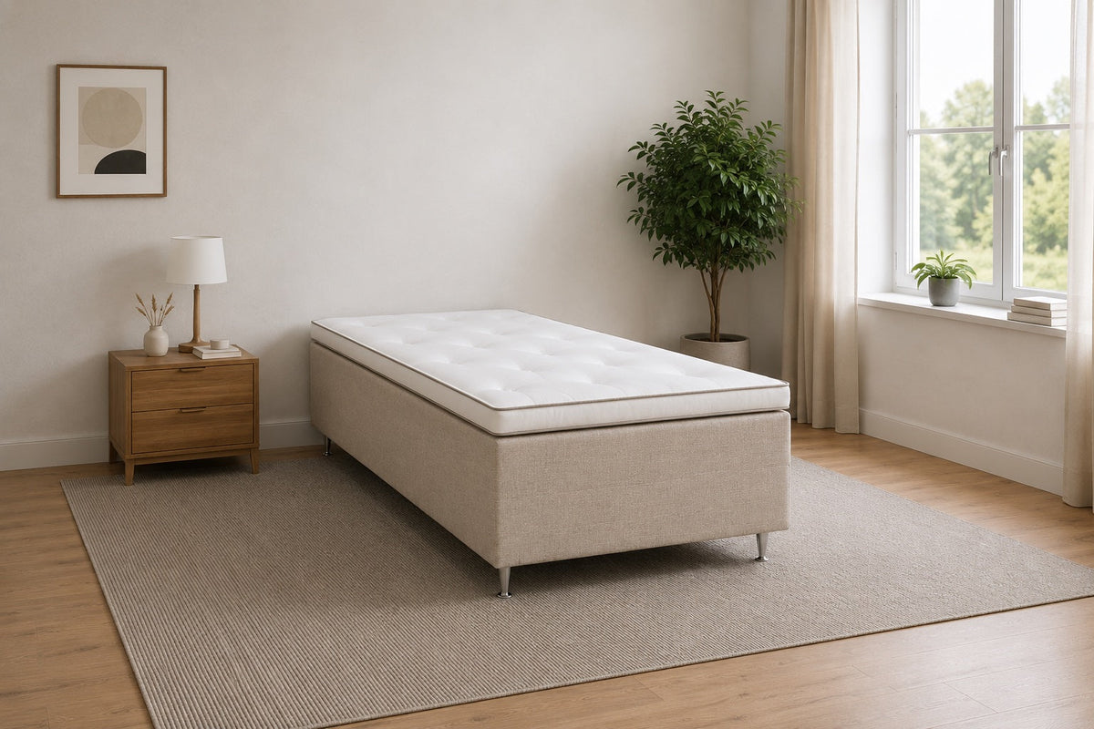 Marielyst boxseng 140 x 200 cm i lys sand (Verita03)