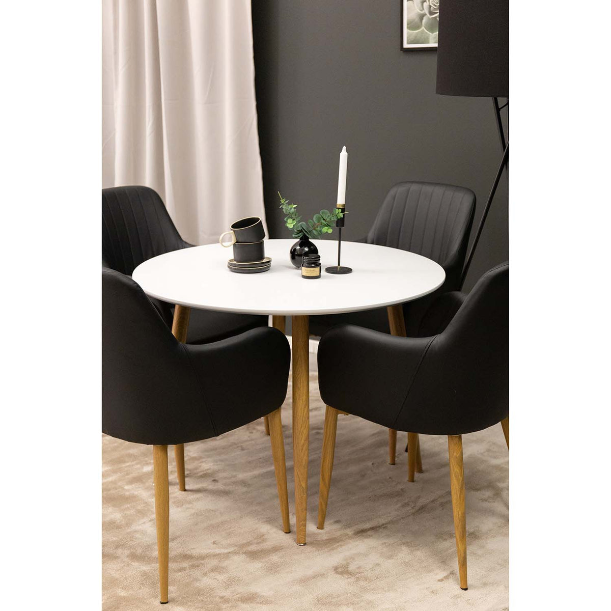 Se VENTURE DESIGN Undra gulvtæppe - mørkegrå viskose (170x240) ❤ Kæmpe udvalg i Venture Design - Køb online på udsalg og tilbud lige nu ❤ Hurtig levering til lave fragtpriser - Varenummer: Boboonline-50514 og barcode / Ean: 7350107086647 på lager - Udsalg på Interiør,Plaids, gulvtæpper og sengetæpper mm.,Gulvtæpper,
Plaids, gulvtæpper og sengetæpper mm.,
Tæpper til stuen,
Tæpper til entré, Få op til 63% i rabat - Find over 1.798 brands på udsalg