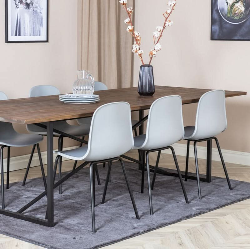 Se tilbud på Pucol spisebord i teaktræ og metal, 100 x 250 cm. Billigt udsalg! Hurtig levering: 1-2 hverdage. Varenummer: 3NDC-5454. Spar op til 54%.