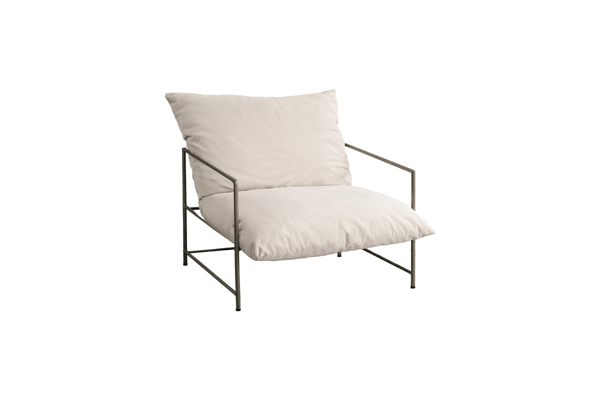 Se VENTURE HOME Sedalia lænestol, m. armlæn - beige polyesterfløjl og bronze stål ❤ Kæmpe udvalg i Venture Design - Køb online på udsalg og tilbud lige nu ❤ Lav fragtpris og hurtig levering - Varenummer: Boboonline-126738 og barcode / Ean: 7340220874375 på lager - Udsalg på Møbler,
Stole,
Lænestole i stof,
Hvilestole,
Dagligstue,
Stole til stuen Spar helt op til 73% - 2.739 kendte brands til outletpriser
