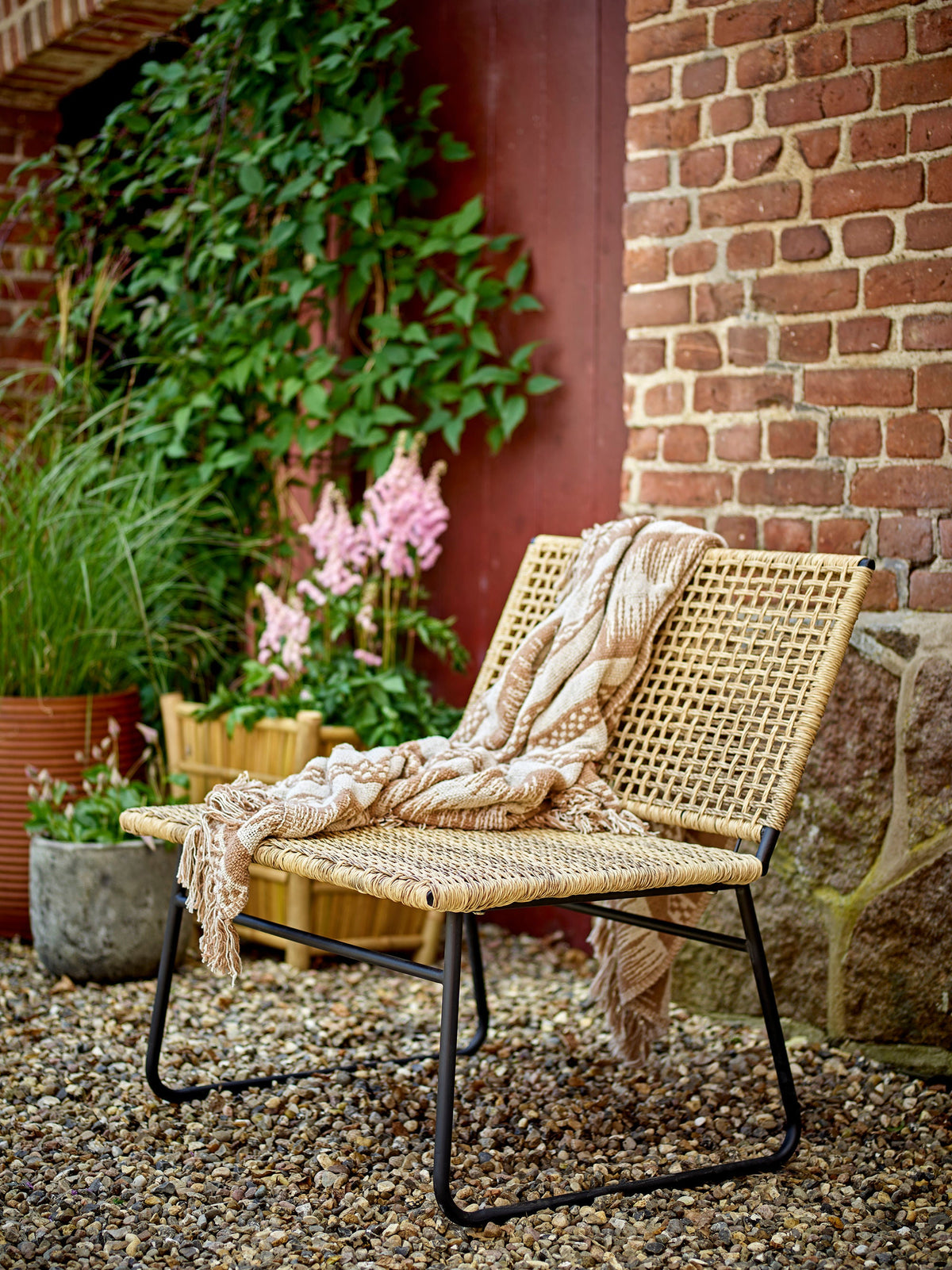 Se Bloomingville - Vallone Loungestol Polyrattan Natur 79 cm, 2 stk ❤ Kæmpe udvalg i Bloomingville - Køb online på udsalg og tilbud lige nu ❤ Meget billig fragt og hurtig levering - Varenummer: Bolig&Haven-60915924664650 og barcode / Ean: 5711173342860 på lager - Udsalg på Op til 57% rabat - Kendte mærker på udsalg – over 1.329 brands