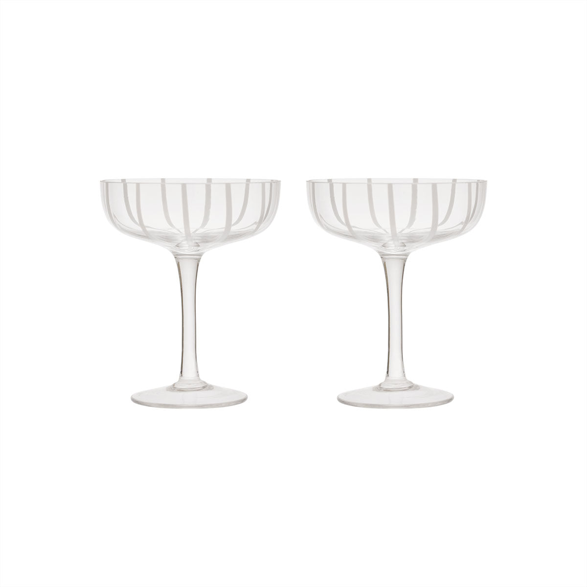 Se OYOY LIVING Mizu Coupeglas - 2 stk - Klar Glas ❤ Kæmpe udvalg i OYOY LIVING - Køb online på udsalg og tilbud lige nu ❤ Super billig fragt og lynhurtig levering - Varenummer: Boboonline-89199 og barcode / Ean: 5712195054205 på lager - Udsalg på Interiør,Borddækning,Drikkeglas,Cocktailglas,
Interiør,
Borddækning,
Drikkeglas,
Køkken / Køkkenalrum, Spar helt op til 79% - Kæmpe udsalg på over 739 brands