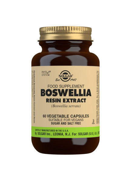 Glas med Solgar Boswellia Resin Ekstrakt, 60 kapsler