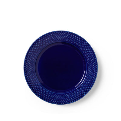 Se Lyngby Porcelæn - Rhombe Color Frokosttallerken 23 cm, mørk blå ✔ Kæmpe udvalg i Lyngby Porcelæn ✔ Hurtig levering: 1 - 2 Hverdage samt billig fragt - Varenummer: RKTK-LYP201936 og barcode / Ean: '5711507019369 på lager - Udsalg på Spar op til 62% - Over 1334 design mærker på udsalg