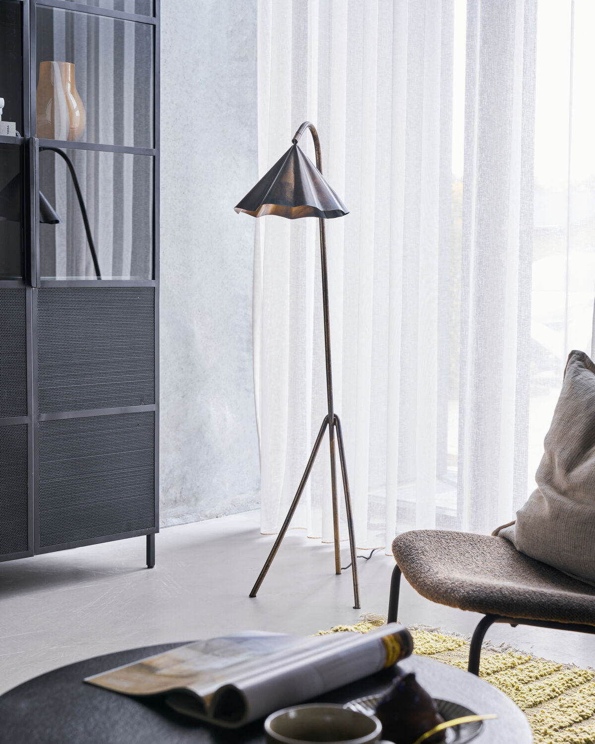 Se House Doctor - Gulvlampe, Flola, Antik brun ❤ Kæmpe udvalg i House Doctor - Køb online på udsalg og tilbud lige nu ❤ Hurtig levering til lave fragtpriser - Varenummer: Bolig&Haven-51658976592202 og barcode / Ean: 5707644871991 på lager - Udsalg på Få op til 67% i rabat - Shop udsalg fra mere end 1.798 mærker