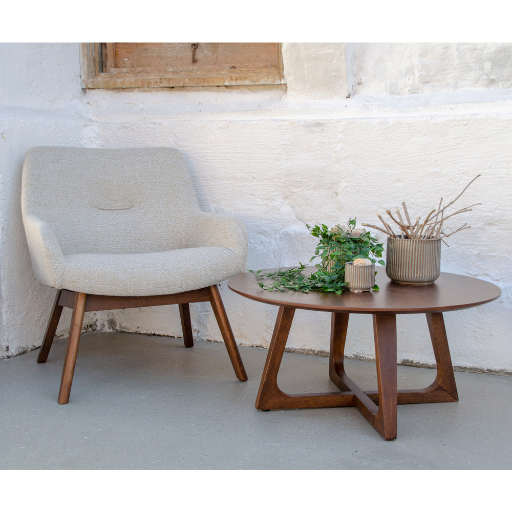 Se House Nordic - Hellerup Sofabord i valnød finer, Ø 75 cm ❤ Kæmpe udvalg i House Nordic - Køb online på udsalg og tilbud lige nu ❤ Lav fragtpris og hurtig levering - Varenummer: Bolig&Haven-42001778868476 og barcode / Ean: 5713917008674 på lager - Udsalg på Op til 61% rabat - Mere end 1.329 populære mærker på udsalg