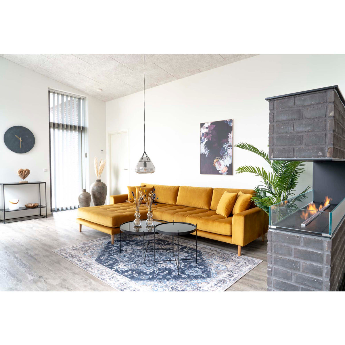 Se House Nordic - Venezia Sofabord - i sort stål med glas ø48xh48cm ❤ Kæmpe udvalg i House Nordic - Køb online på udsalg og tilbud lige nu ❤ Super billig fragt og lynhurtig levering - Varenummer: Bolig&Haven-42001779917052 og barcode / Ean: 5713917009312 på lager - Udsalg på Store besparelser – op til 77% - Shop over 2.281 kendte brands på udsalg