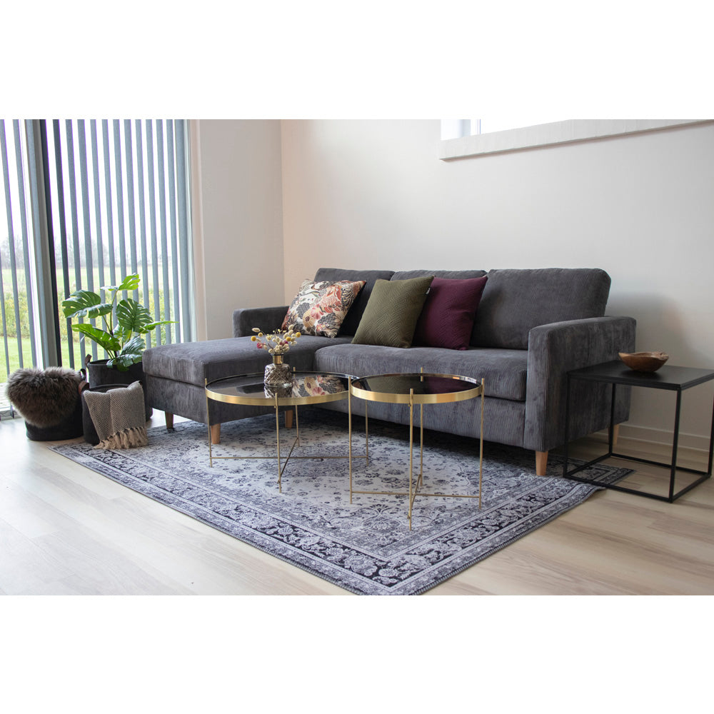 Se House Nordic - Venezia Sofabord - messing farvet stål, m. glas ø48xh48cm ❤ Kæmpe udvalg i House Nordic - Køb online på udsalg og tilbud lige nu ❤ Lav fragtpris og hurtig levering - Varenummer: Bolig&Haven-42001780572412 og barcode / Ean: 5713917002030 på lager - Udsalg på Spar stort – op til 53% - Over 2.739 brands med kæmpe udsalg