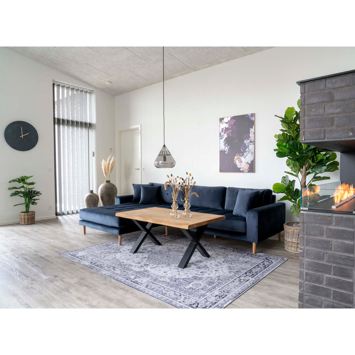 Se House Nordic - Toulon Sofabord i olieret eg med bølget kant 120x70xh50 cm ❤ Kæmpe udvalg i House Nordic - Køb online på udsalg og tilbud lige nu ❤ Billig fragt • Hurtig levering - Varenummer: Bolig&Haven-42001783521532 og barcode / Ean: 5713917005581 på lager - Udsalg på Spar stort – op til 71% - Over 2.739 kendte brands på stort udsalg