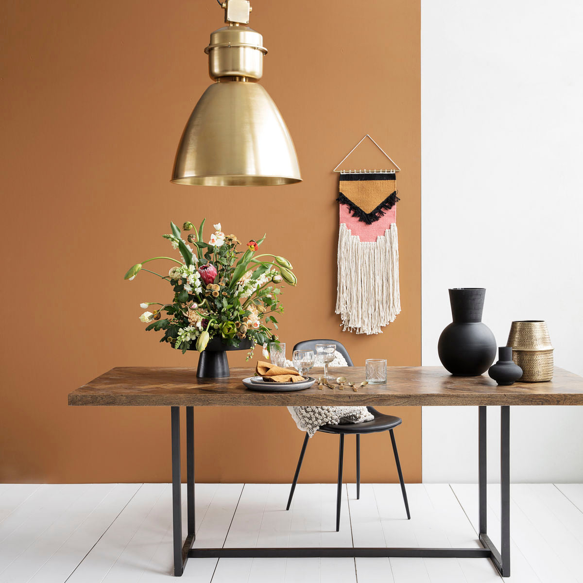 Se House Doctor - Spisebord, Kant L200 x H74 cm ❤ Kæmpe udvalg i House Doctor - Køb online på udsalg og tilbud lige nu ❤ Lav fragtpris og hurtig levering - Varenummer: Bolig&Haven-41104133587095 og barcode / Ean: 5707644517998 på lager - Udsalg på Spar stort – op til 71% - Eksklusivt udsalg på over 2.739 brands