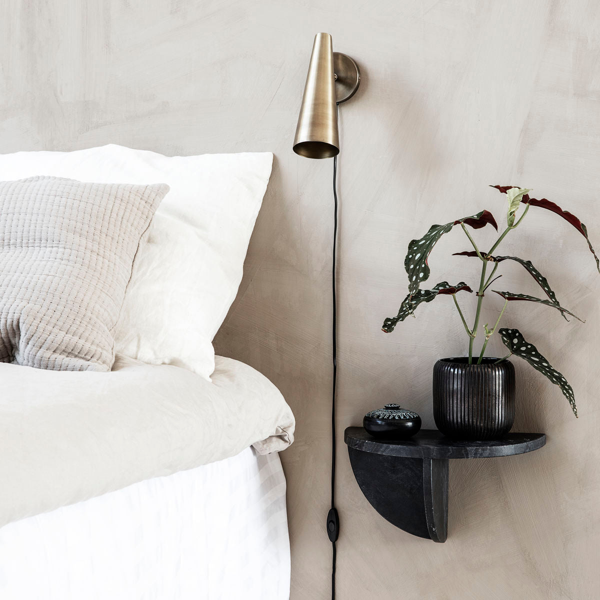 Se House Doctor - Sidebord, Mega, Sort ❤ Kæmpe udvalg i House Doctor - Køb online på udsalg og tilbud lige nu ❤ Meget billig fragt og hurtig levering - Varenummer: Bolig&Haven-41104131555479 og barcode / Ean: 5707644502659 på lager - Udsalg på Spar helt op til 79% - Kæmpe udsalg på over 739 brands