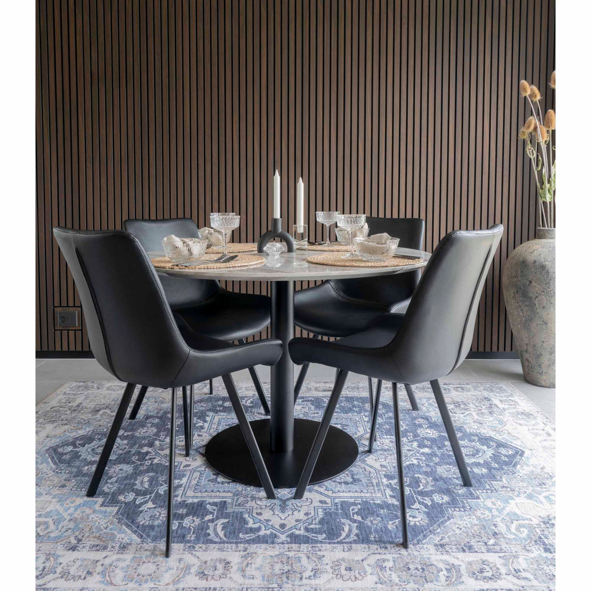 Se Bolzano Spisebord - I marmor look og sort ben ø110x75cm ❤ Kæmpe udvalg i House Nordic - Køb online på udsalg og tilbud lige nu ❤ Lav fragtpris og hurtig levering - Varenummer: Bolig&Haven-41240586551447 og barcode / Ean: 5713917005413 på lager - Udsalg på Store besparelser – op til 77% - Shop over 2.281 kendte brands på udsalg