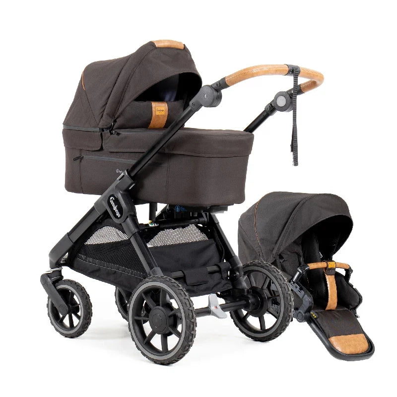 Emmaljunga Sento Max Flat Combi barnevogn i farven Outdoor Brown